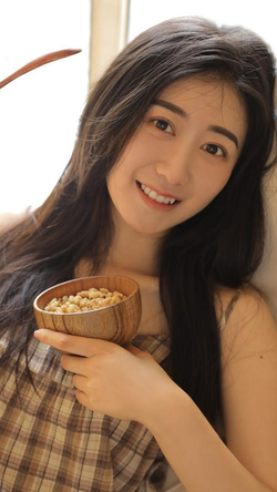 欧美18和19XXX应用主界面展示